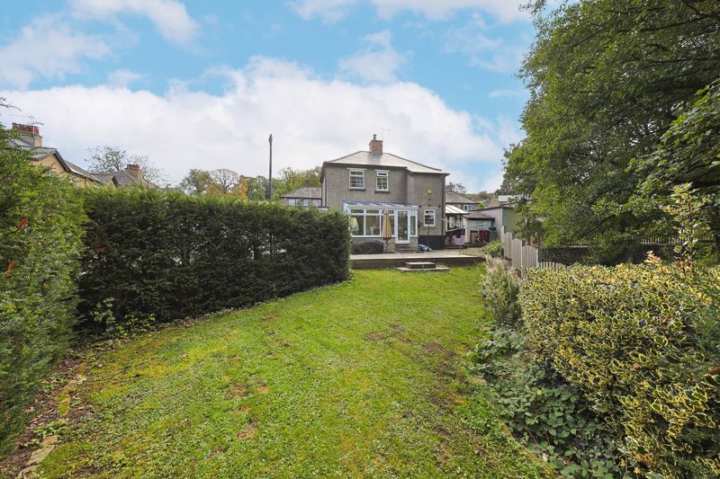 Riverside Crescent Holymoorside